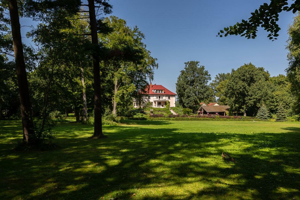 Palac Pozorty Bądki Dış mekan fotoğraf