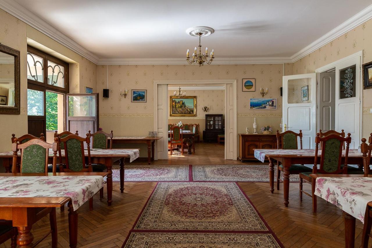 Palac Pozorty Bądki Dış mekan fotoğraf